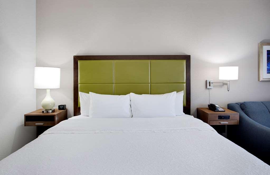 Hampton Inn Middletown Room photo