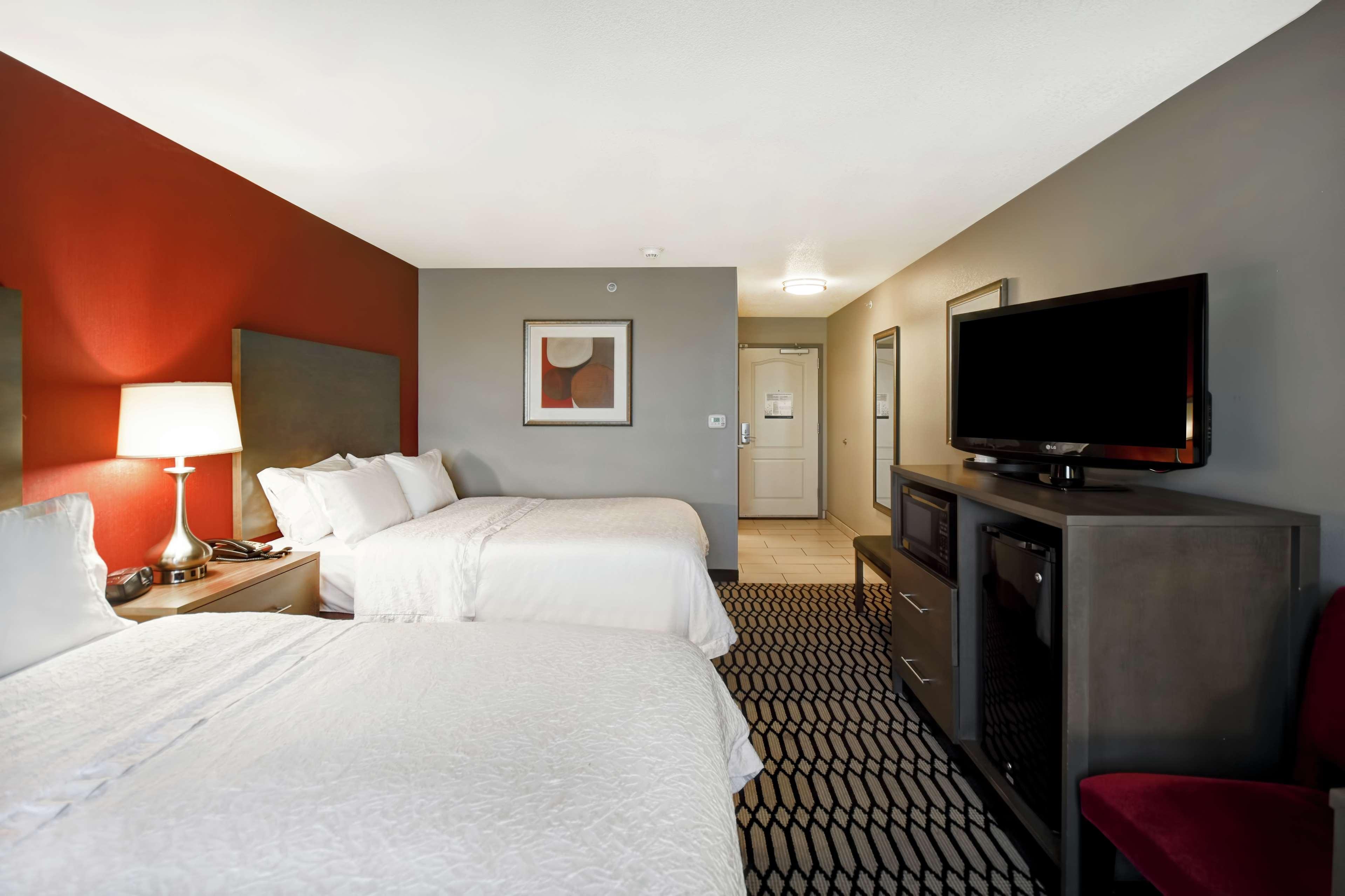 Hampton Inn Middletown Exterior photo
